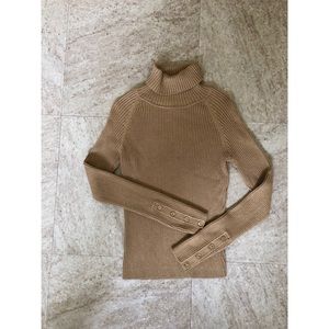 Context High collar Top size XS